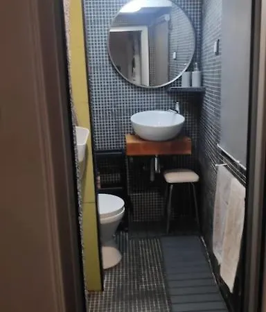 To+1 Dowtown Лиссабон